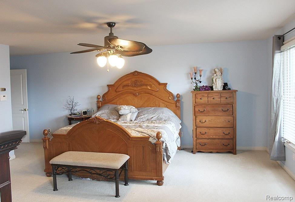 523 Springview Drive Rochester, MI 48307 - Photo 15 of 31 SpringviewMSTR, 523.jpg