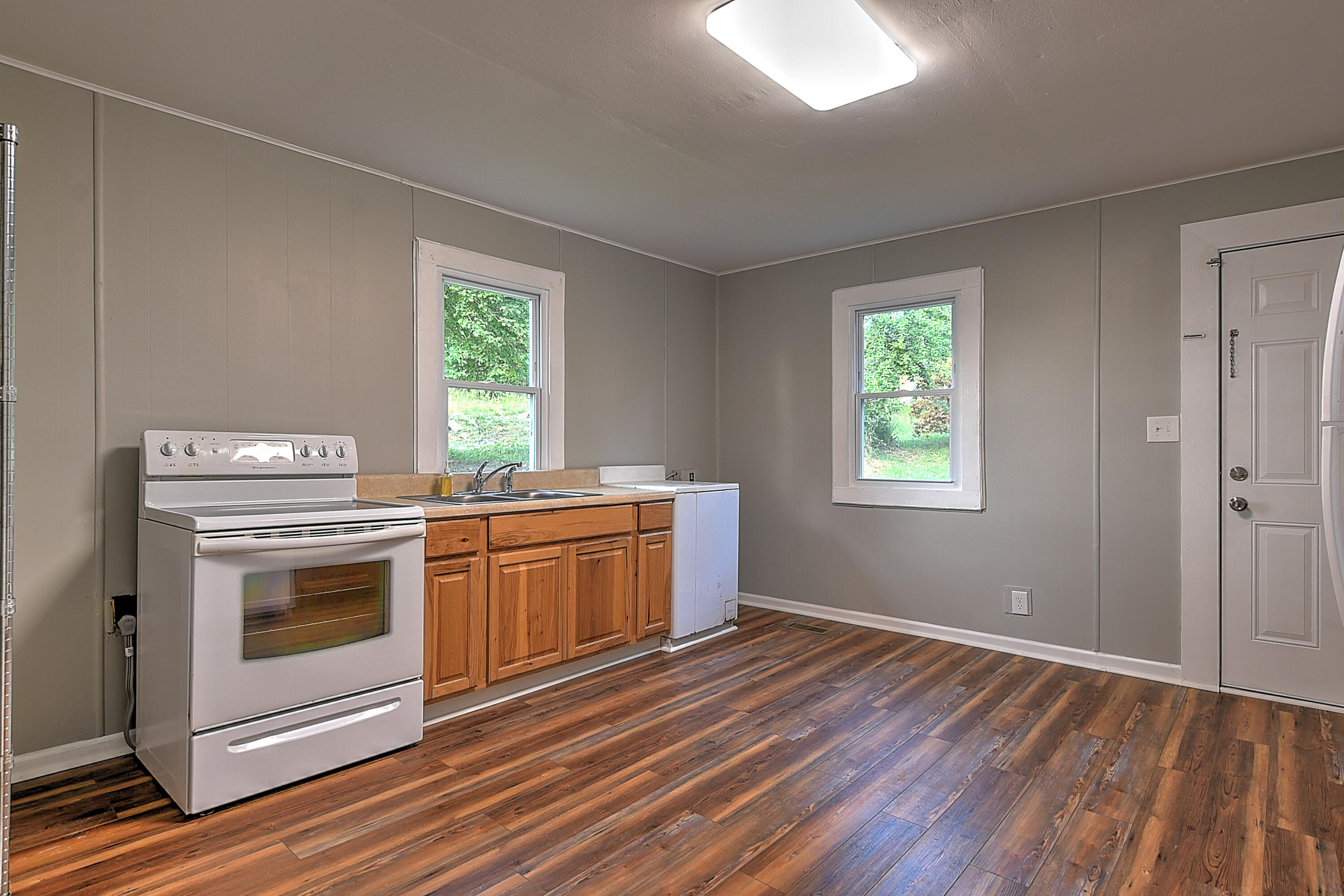 417 Cope Road Sneedville, TN 37869 - Photo 12 of 31 417 Cope Rd-10