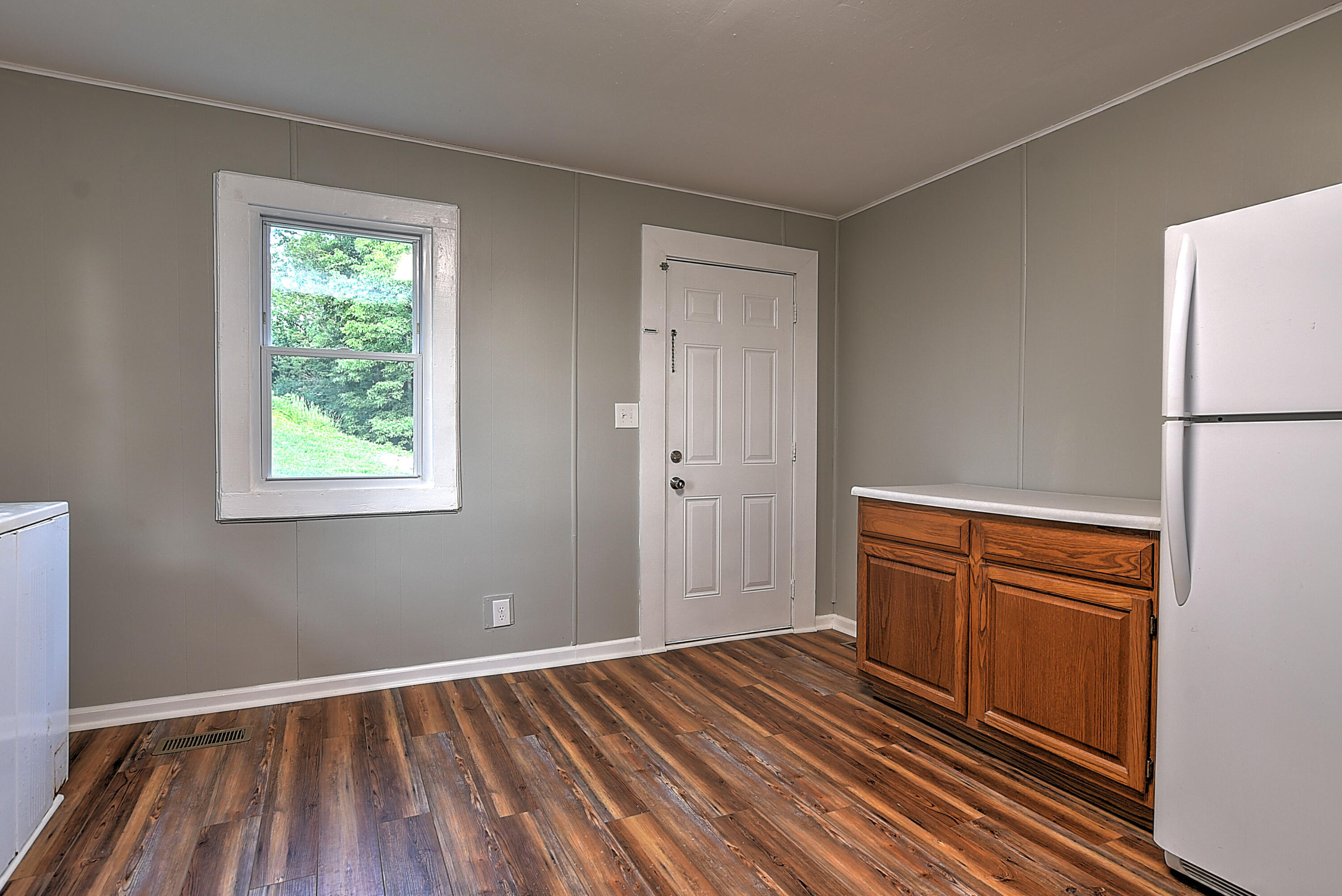 417 Cope Road Sneedville, TN 37869 - Photo 13 of 31 417 Cope Rd-11