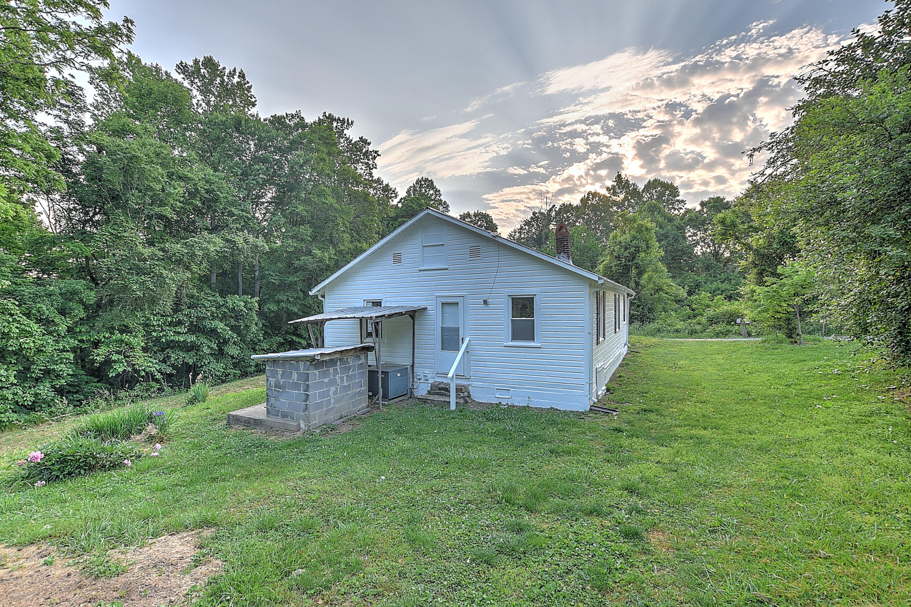 417 Cope Road Sneedville, TN 37869 - Photo 28 of 31 417 Cope Rd-26