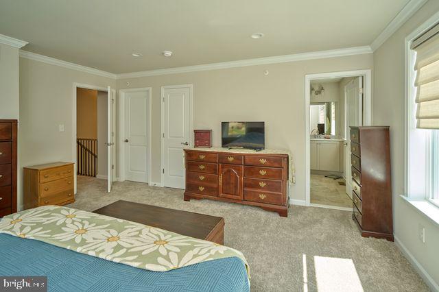 36 Vly Oak Road Glenmoore, PA 19343 - Photo 14 of 20 Main bedroom-2 walk-in closets