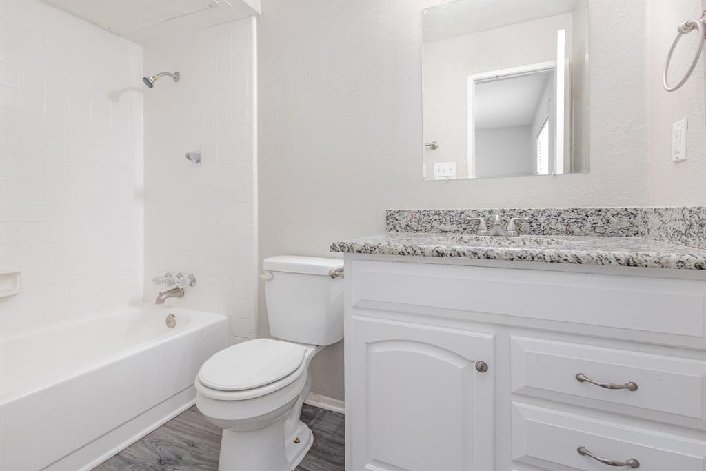 733 Rolling Ridge Drive Allen, TX 75002 - Photo 10 of 17