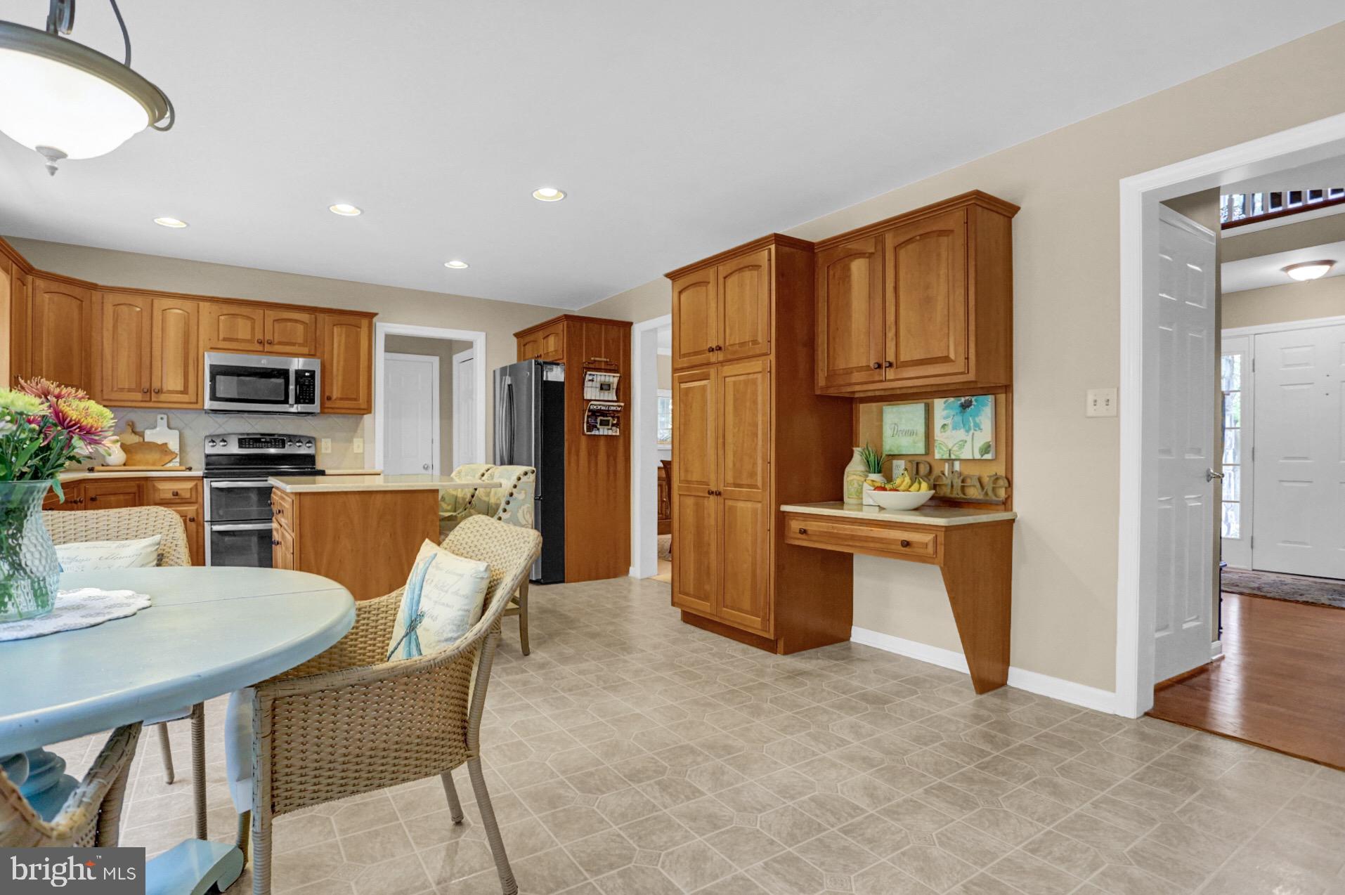 8 Field Lane Lititz, PA 17543 - Photo 13 of 42