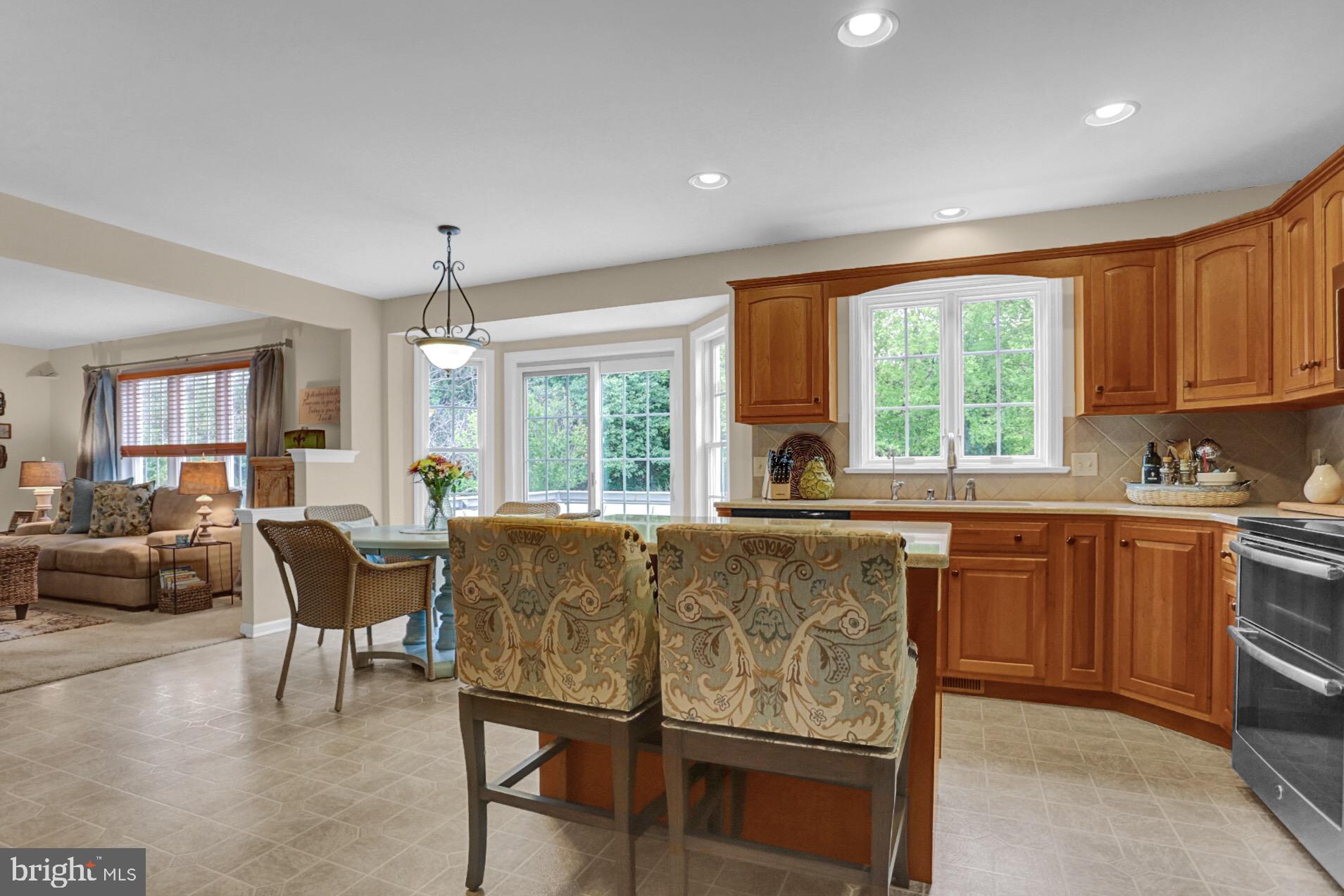 8 Field Lane Lititz, PA 17543 - Photo 17 of 42