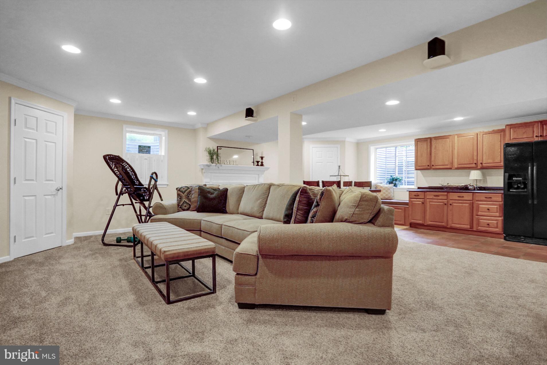 8 Field Lane Lititz, PA 17543 - Photo 33 of 42