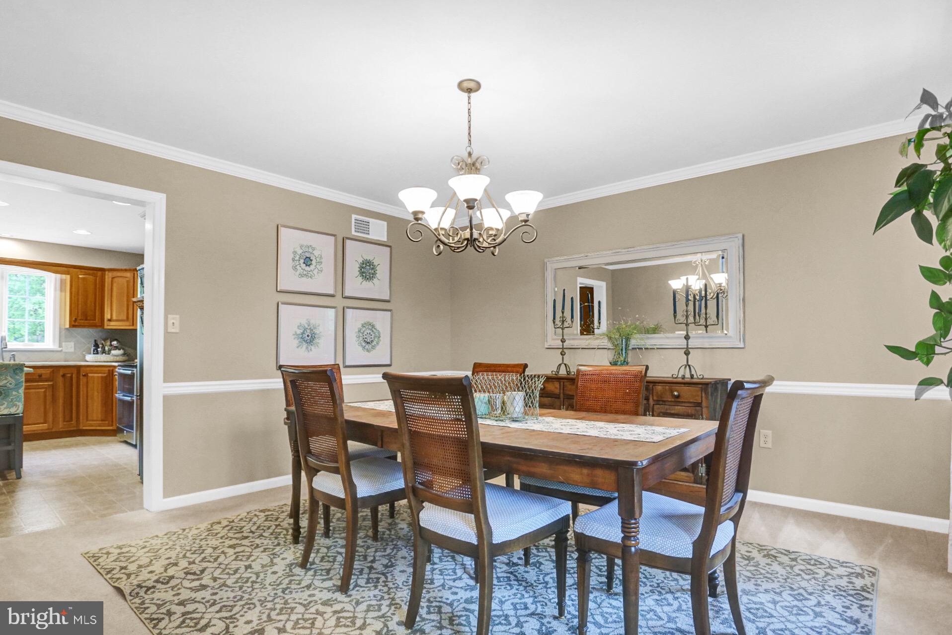 8 Field Lane Lititz, PA 17543 - Photo 7 of 42