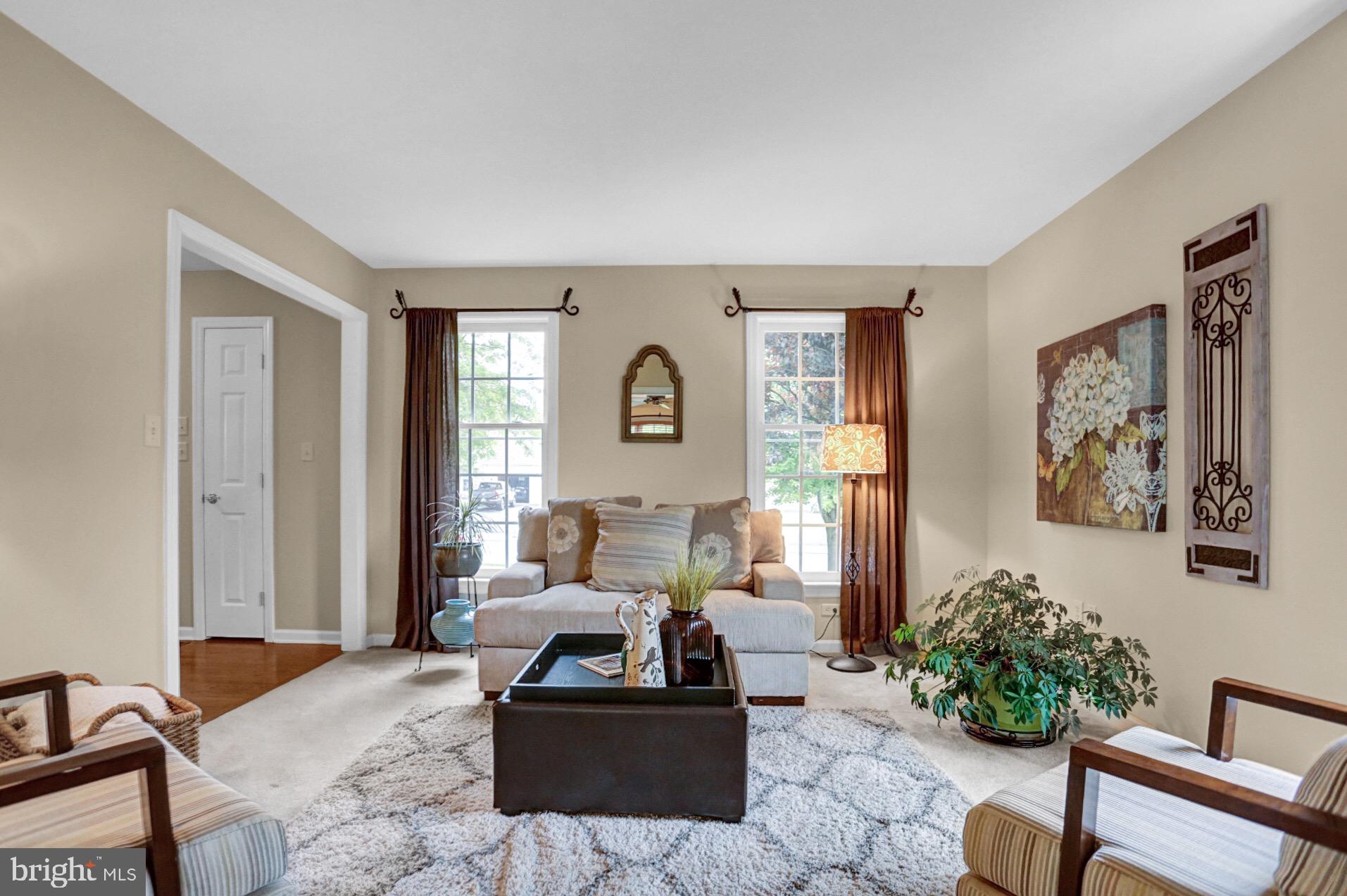8 Field Lane Lititz, PA 17543 - Photo 9 of 42
