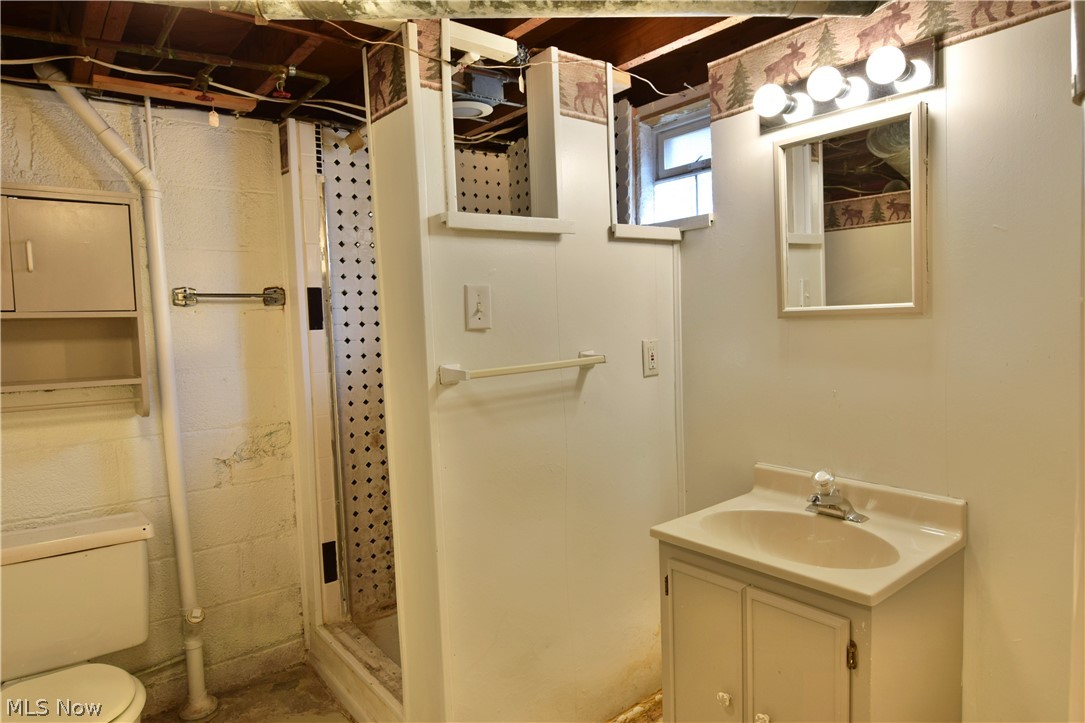 368 Butler Road Northeast Warren, OH 44483 - Photo 27 of 33 Gallery Image 27