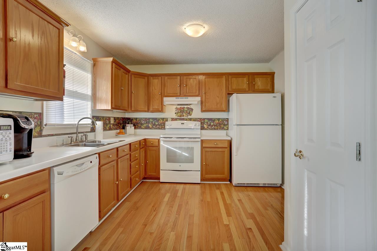 53 Pecan Lane Fountain Inn, SC 29644 - Photo 4 of 21 Gallery Image 4