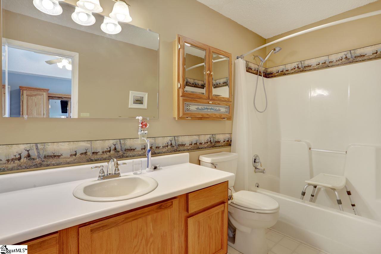 53 Pecan Lane Fountain Inn, SC 29644 - Photo 9 of 21 Gallery Image 9