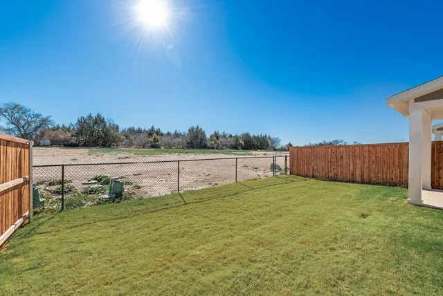 $2,295 | 4258 Clovis Street, Midlothian, TX 76065