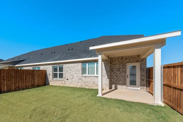 $2,295 | 4258 Clovis Street, Midlothian, TX 76065