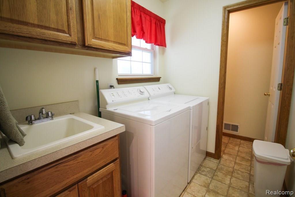 5604 Genesee Road Lapeer, MI 48446 - Photo 14 of 20 Final (20 of 22).jpg
