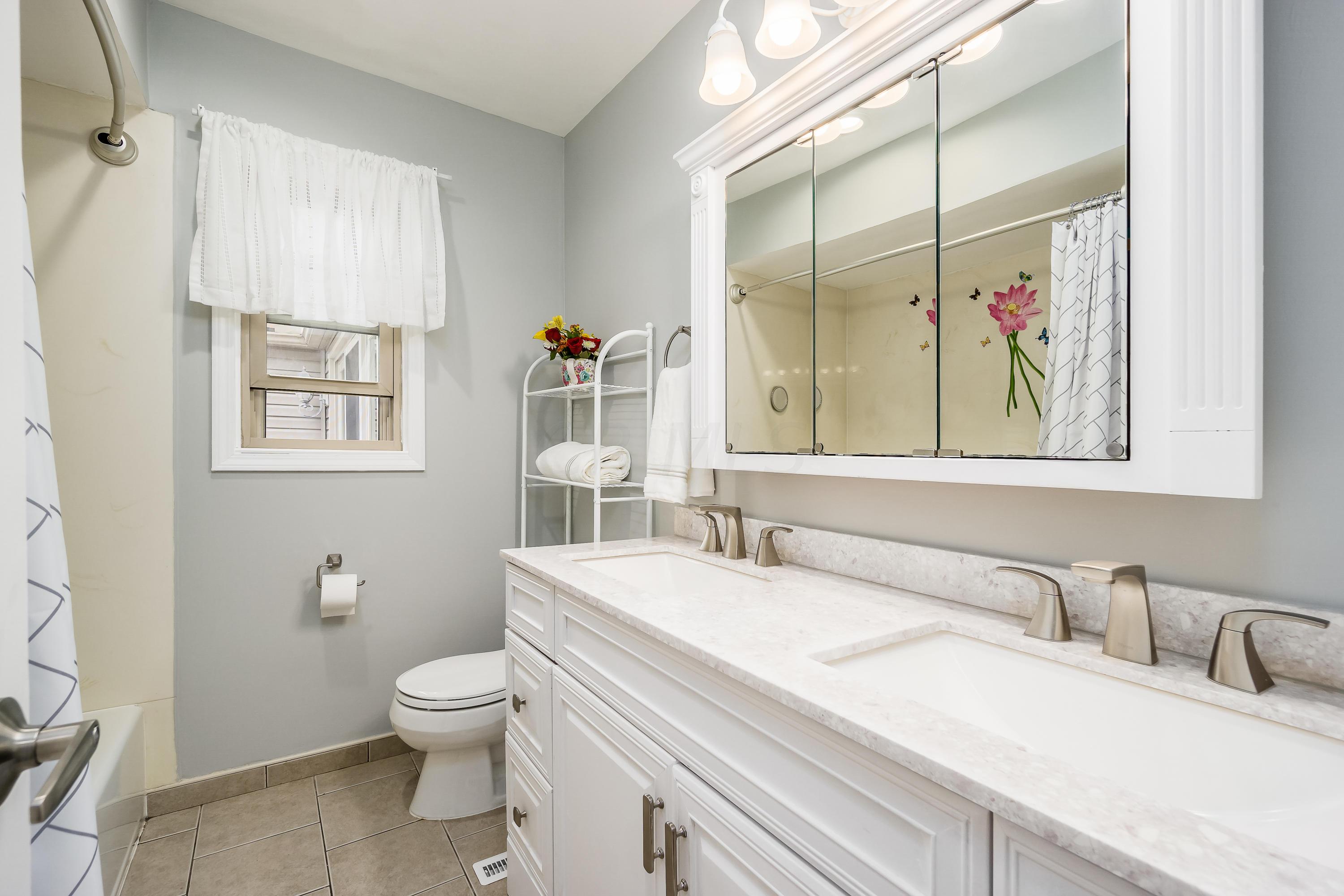 3197 Mountview Road Upper Arlington, OH 43221 - Photo 19 of 32