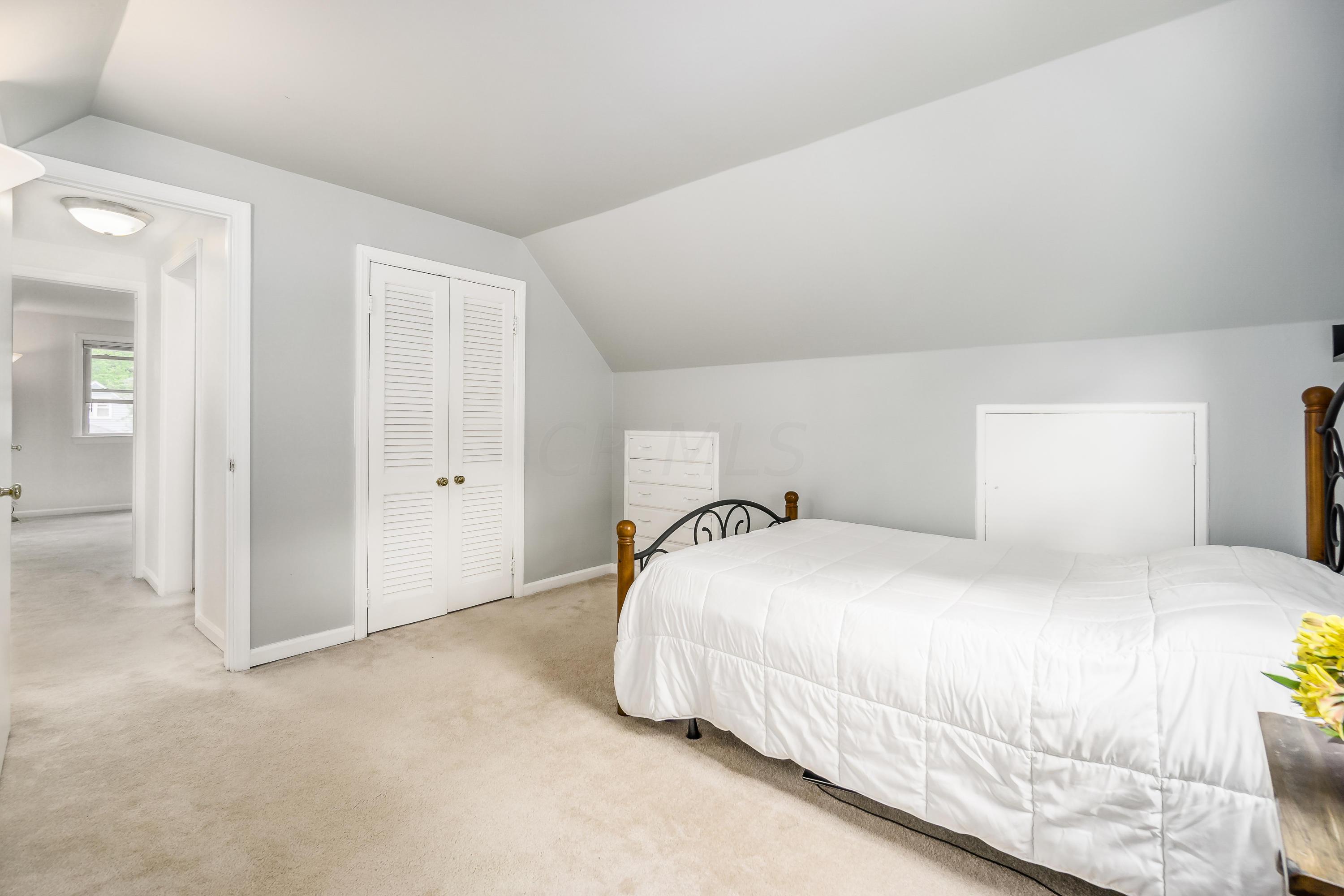 3197 Mountview Road Upper Arlington, OH 43221 - Photo 21 of 32