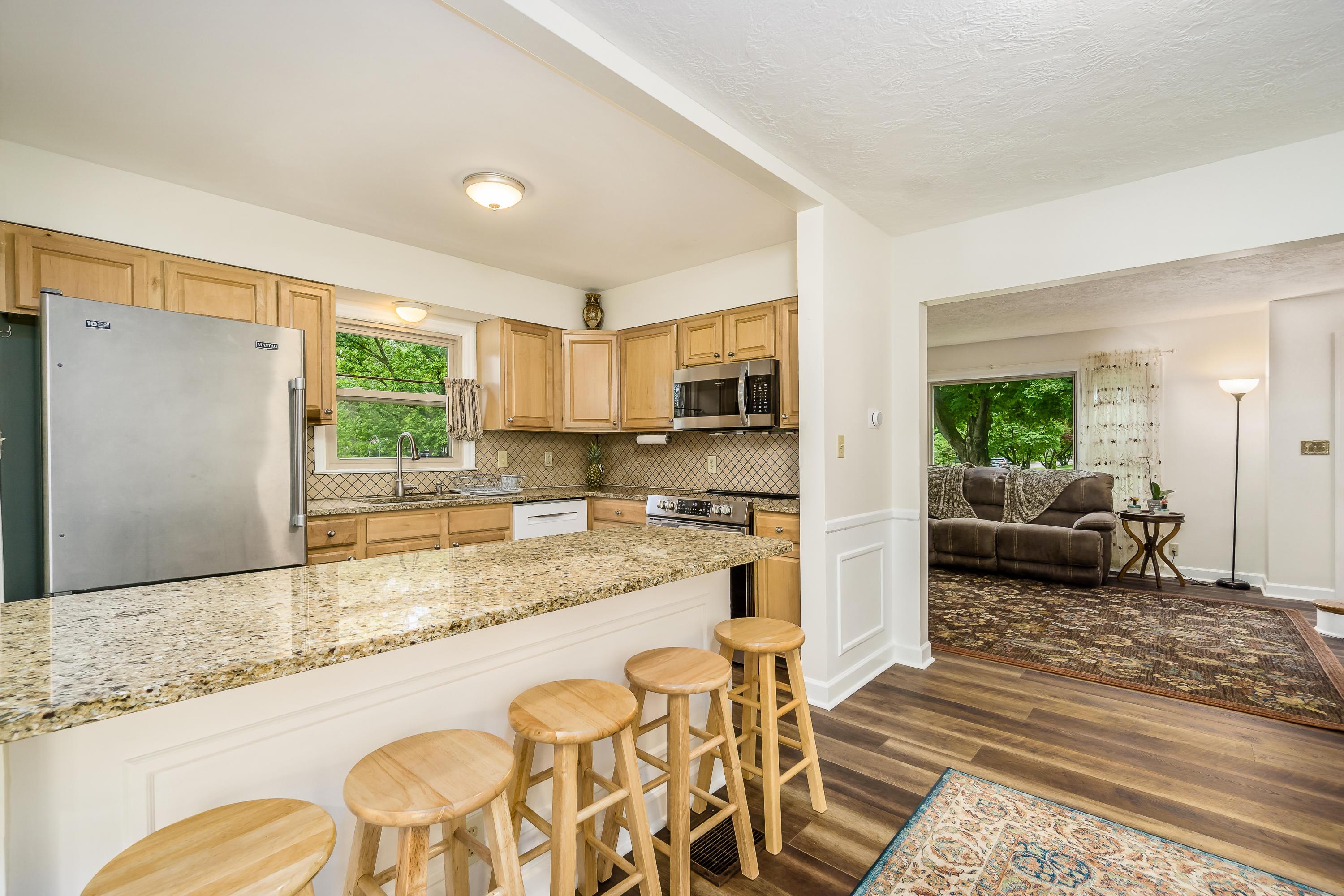 3197 Mountview Road Upper Arlington, OH 43221 - Photo 10 of 32