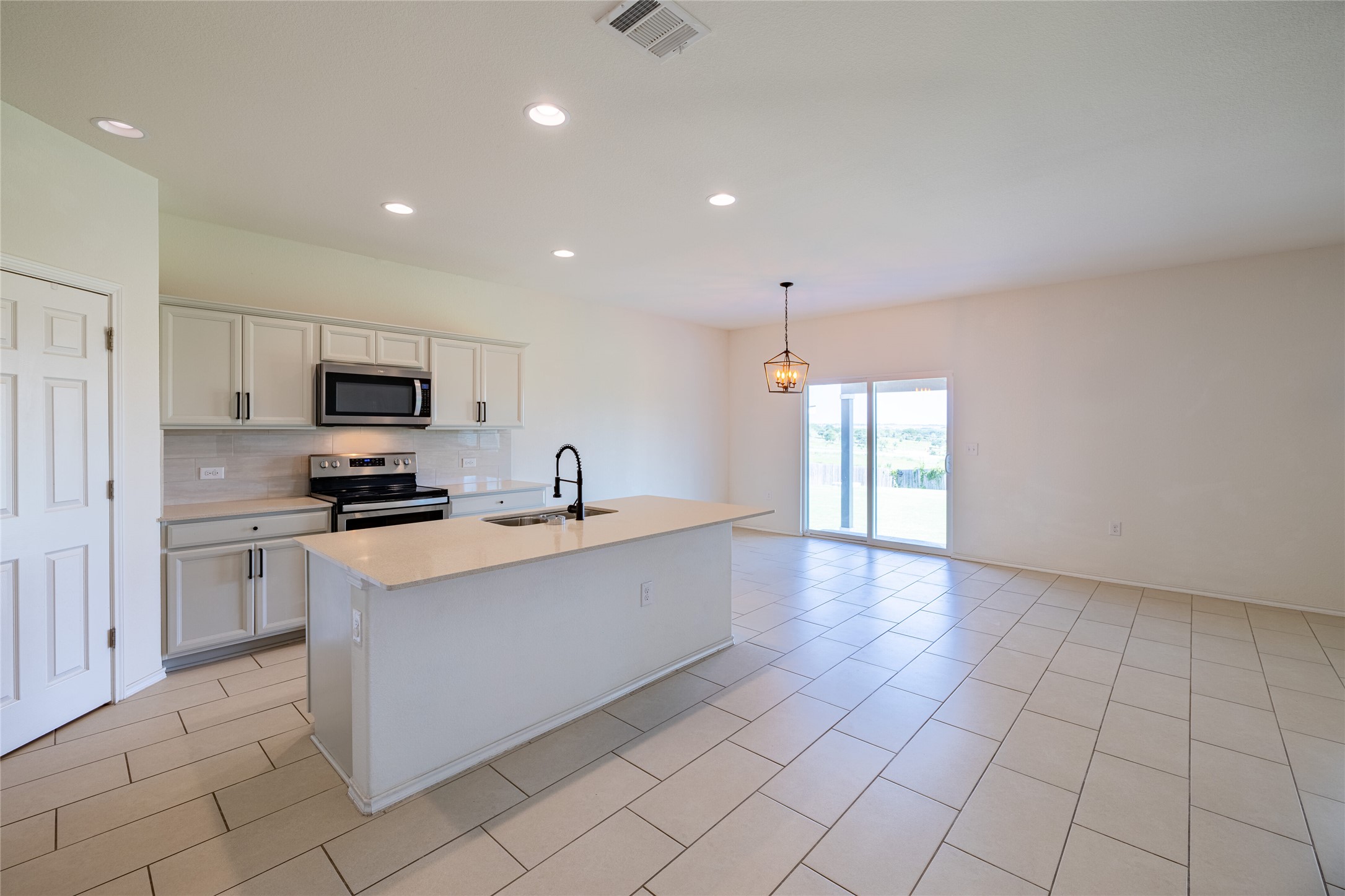 6300 Routenburn Street Austin, TX 78754 - Photo 10 of 36 Gallery Image 10