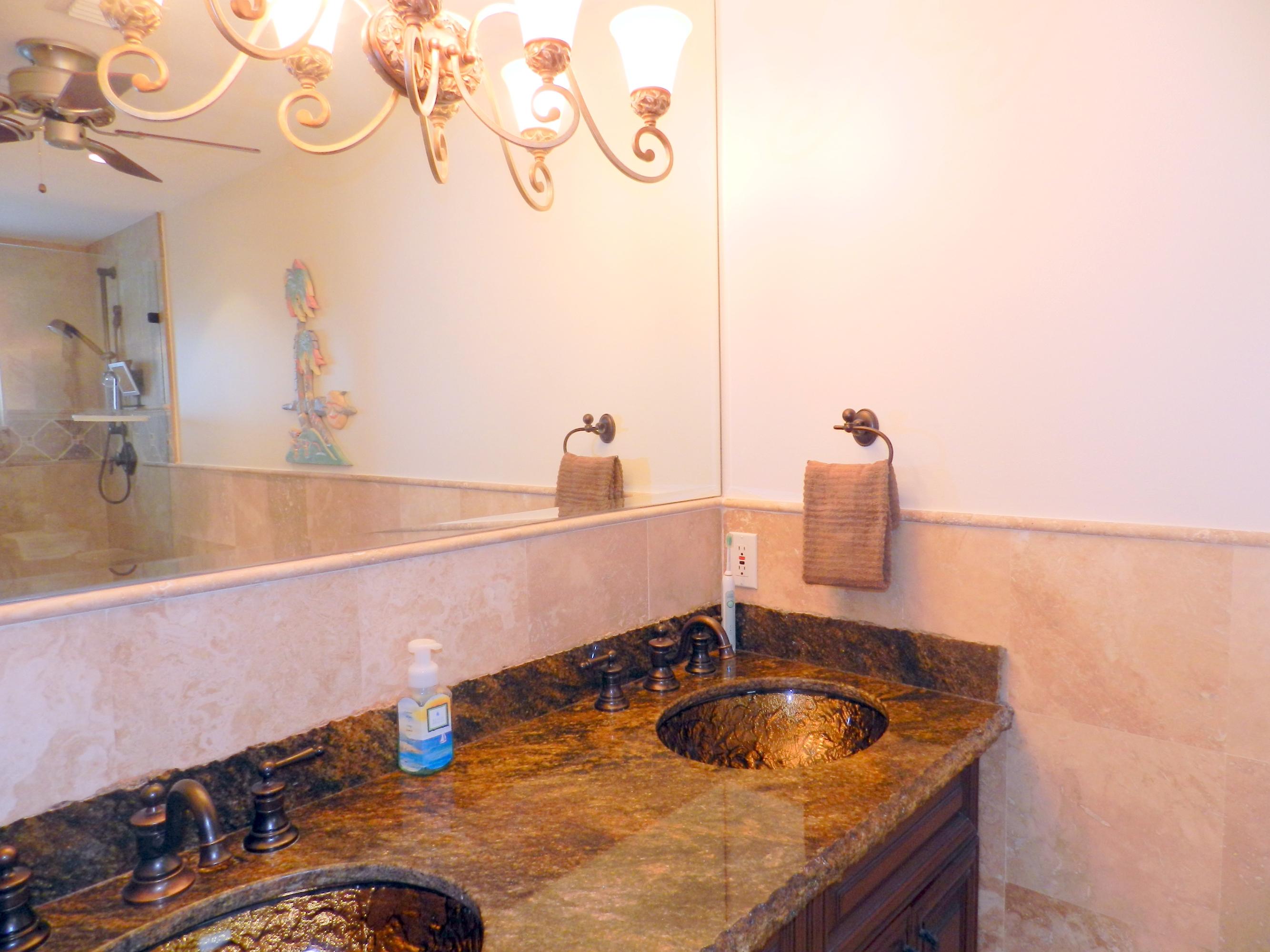 115 Bluebird Road Tavernier, FL 33070 - Photo 14 of 39 Master Bathroom