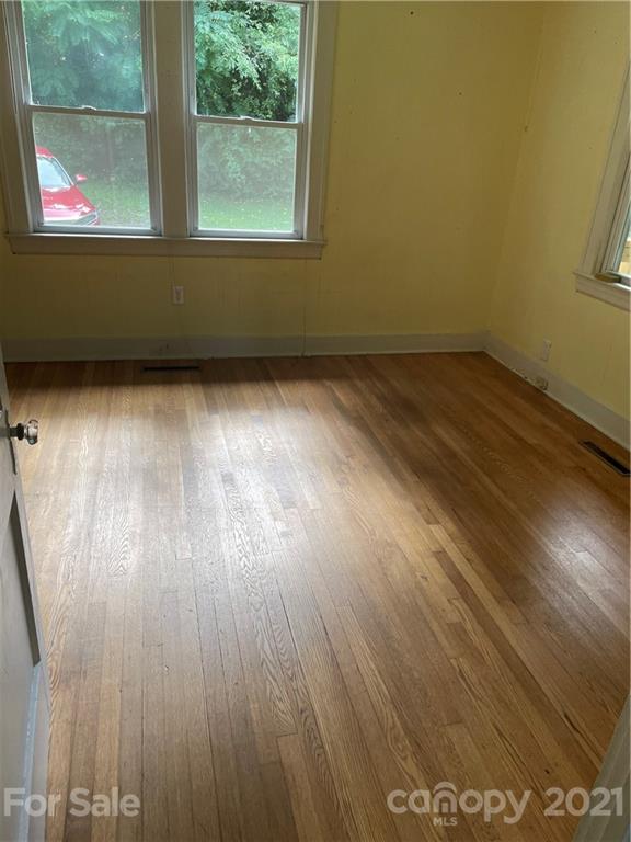 28 Overlook Road Asheville, NC 28803 - Photo 11 of 16 Gallery Image 11