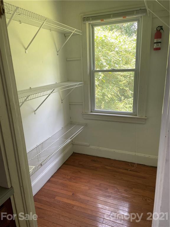 28 Overlook Road Asheville, NC 28803 - Photo 8 of 16 Gallery Image 8