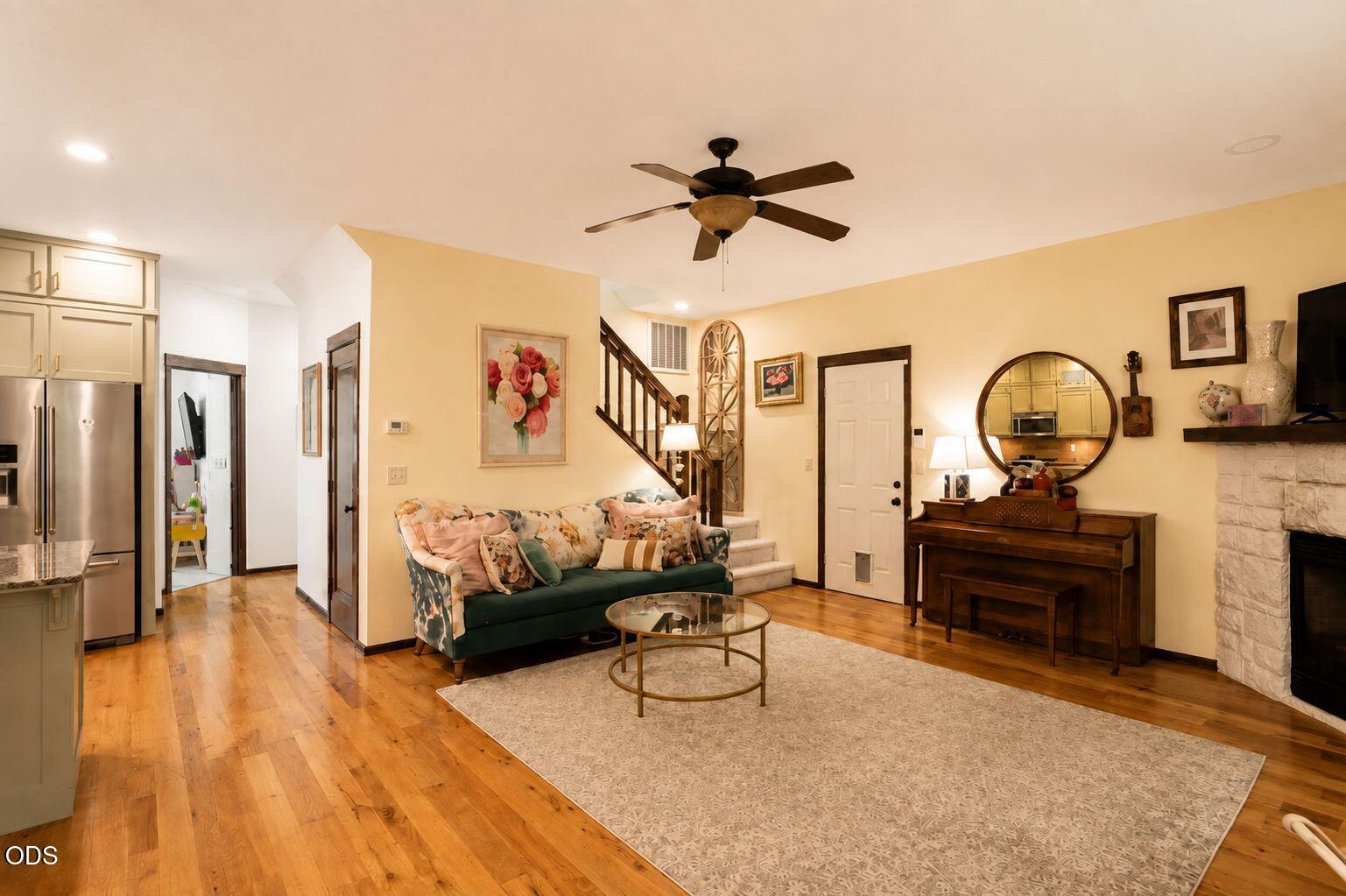 986 Stone Ridge Avenue Ashland, OR 97520 - Photo 7 of 26 Gallery Image 7