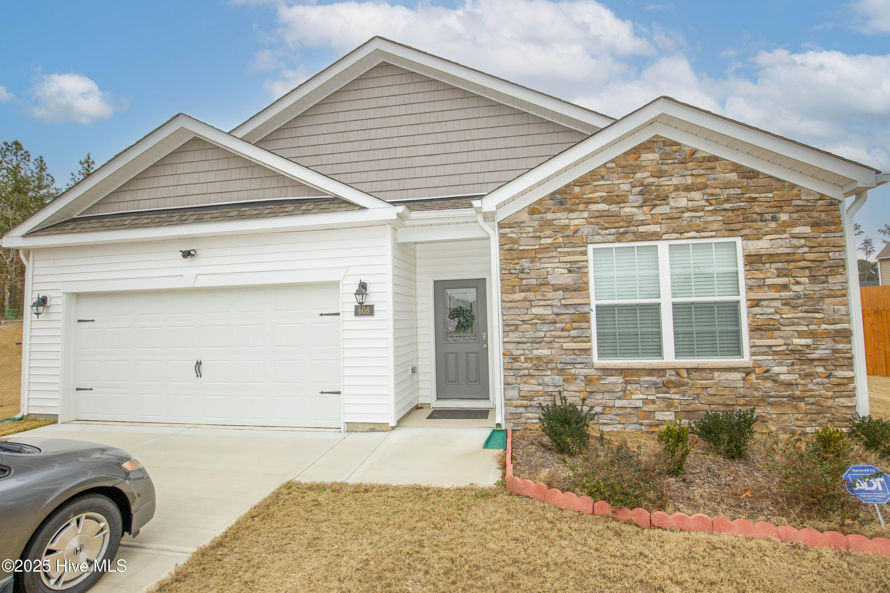 608 Rex Court Carthage, NC 28327 - Photo 1 of 38 front