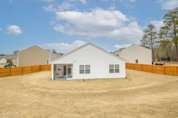 $2,300 | 608 Rex Court, Carthage, NC 28327