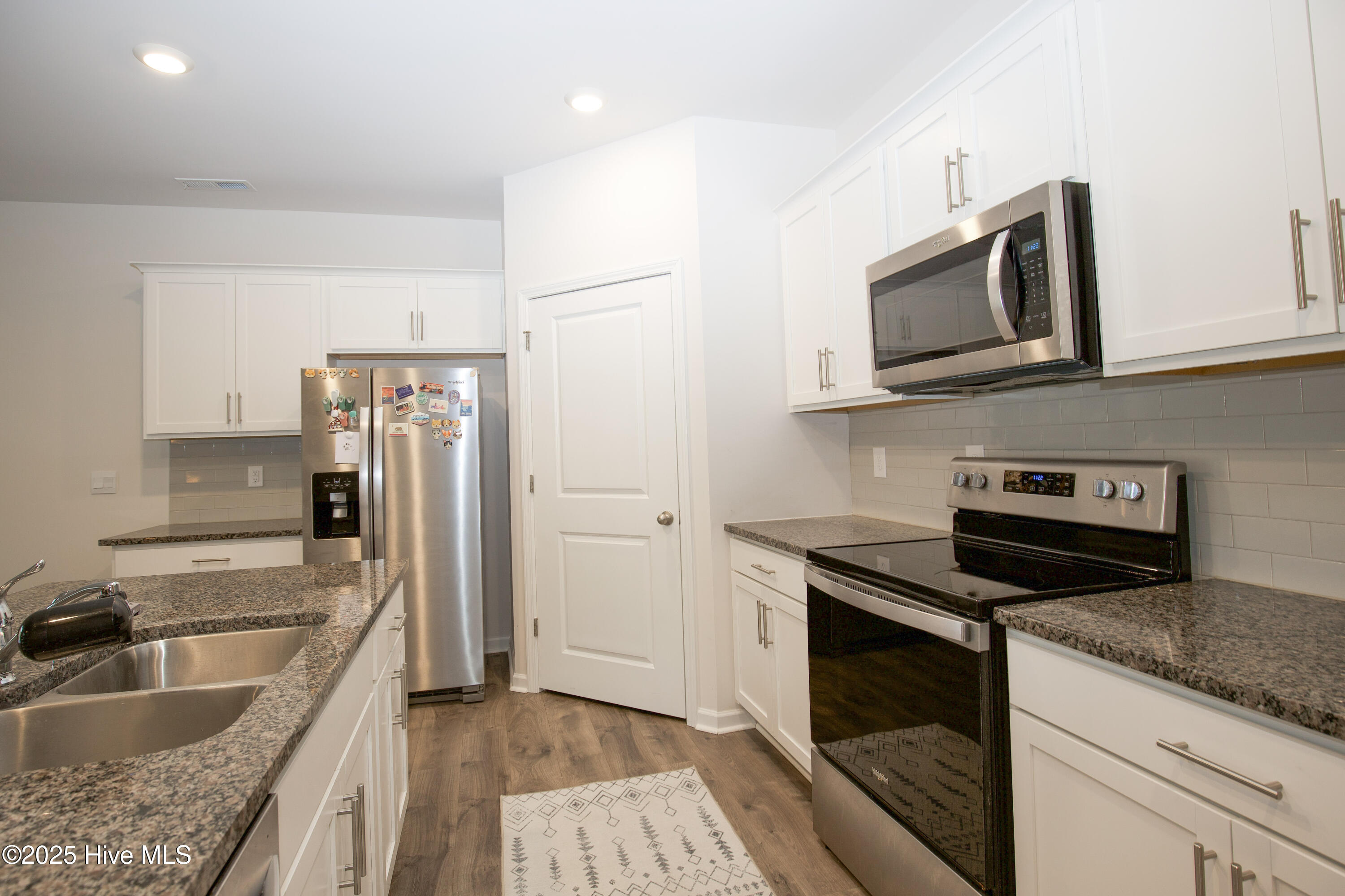 608 Rex Court Carthage, NC 28327 - Photo 10 of 38 608 Rex Ct-23