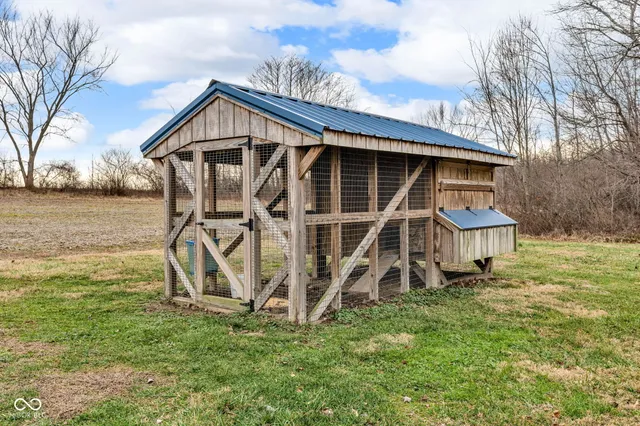 $530,000 | 56 South Cataract Road, Spencer, IN 47460