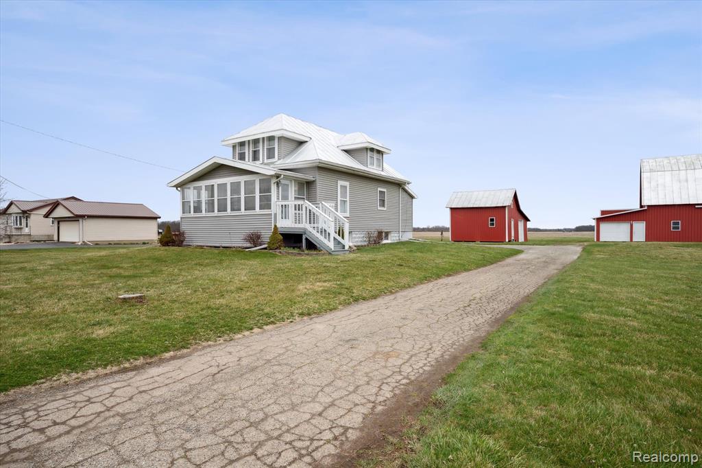 11690 Palmer Road Maybee, MI 48159 - Photo 2 of 33