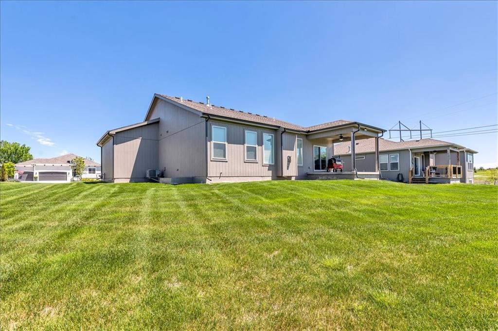 19002 Millview St Spring Hill Spring Hill, KS 66083 - Photo 20 of 27