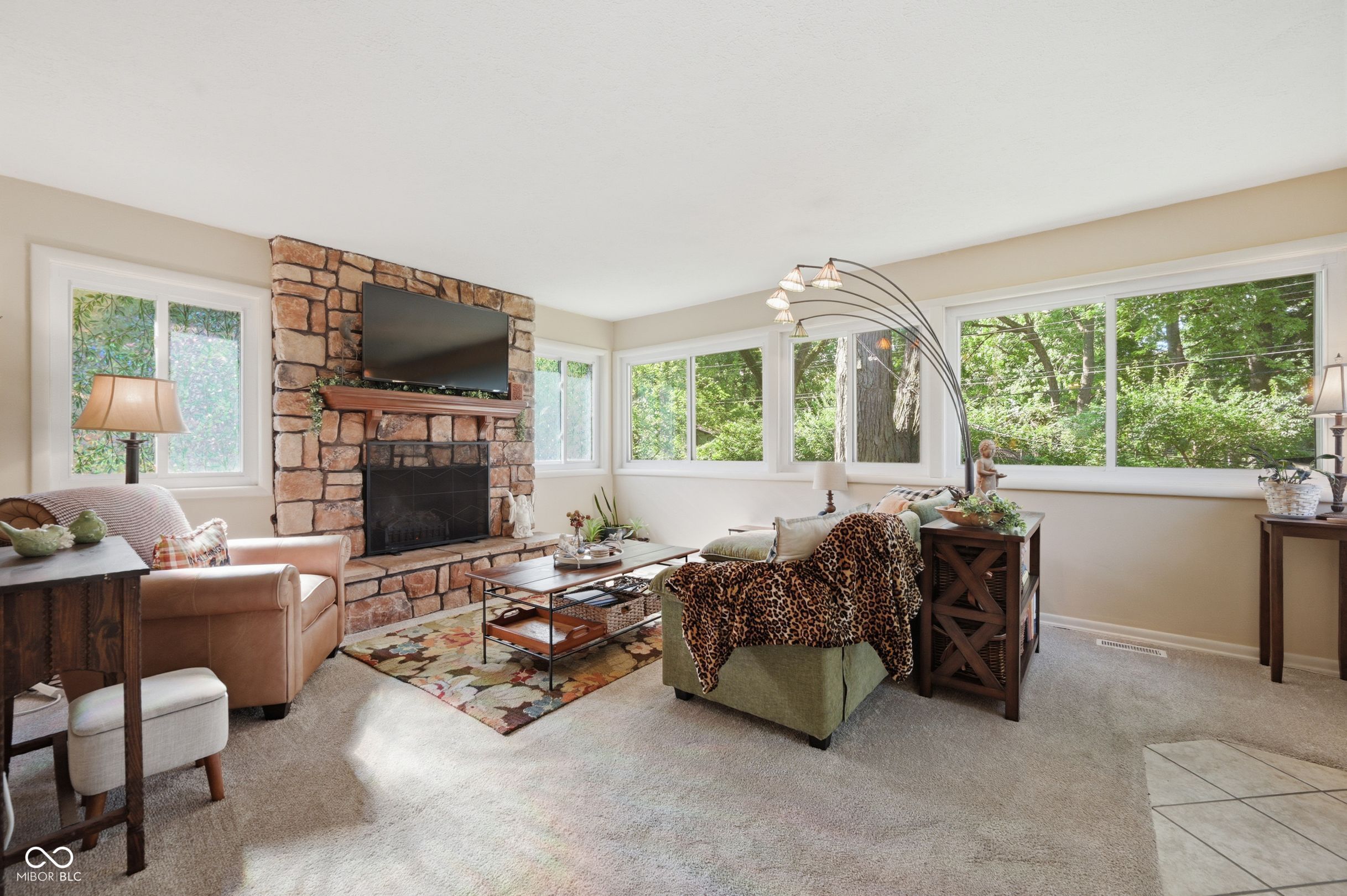 1403 Shawnee Road Indianapolis, IN 46260 - Photo 3 of 23 Gallery Image 3