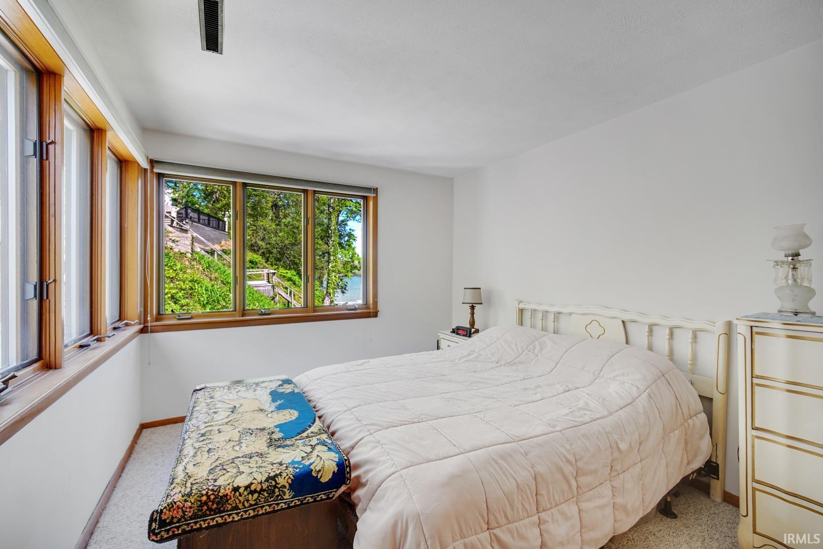 16386 Pretty Lake Road Plymouth, IN 46563 - Photo 18 of 24