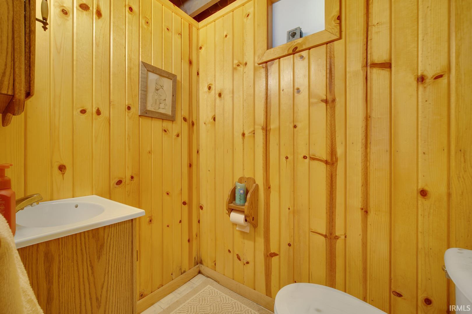 16386 Pretty Lake Road Plymouth, IN 46563 - Photo 22 of 24