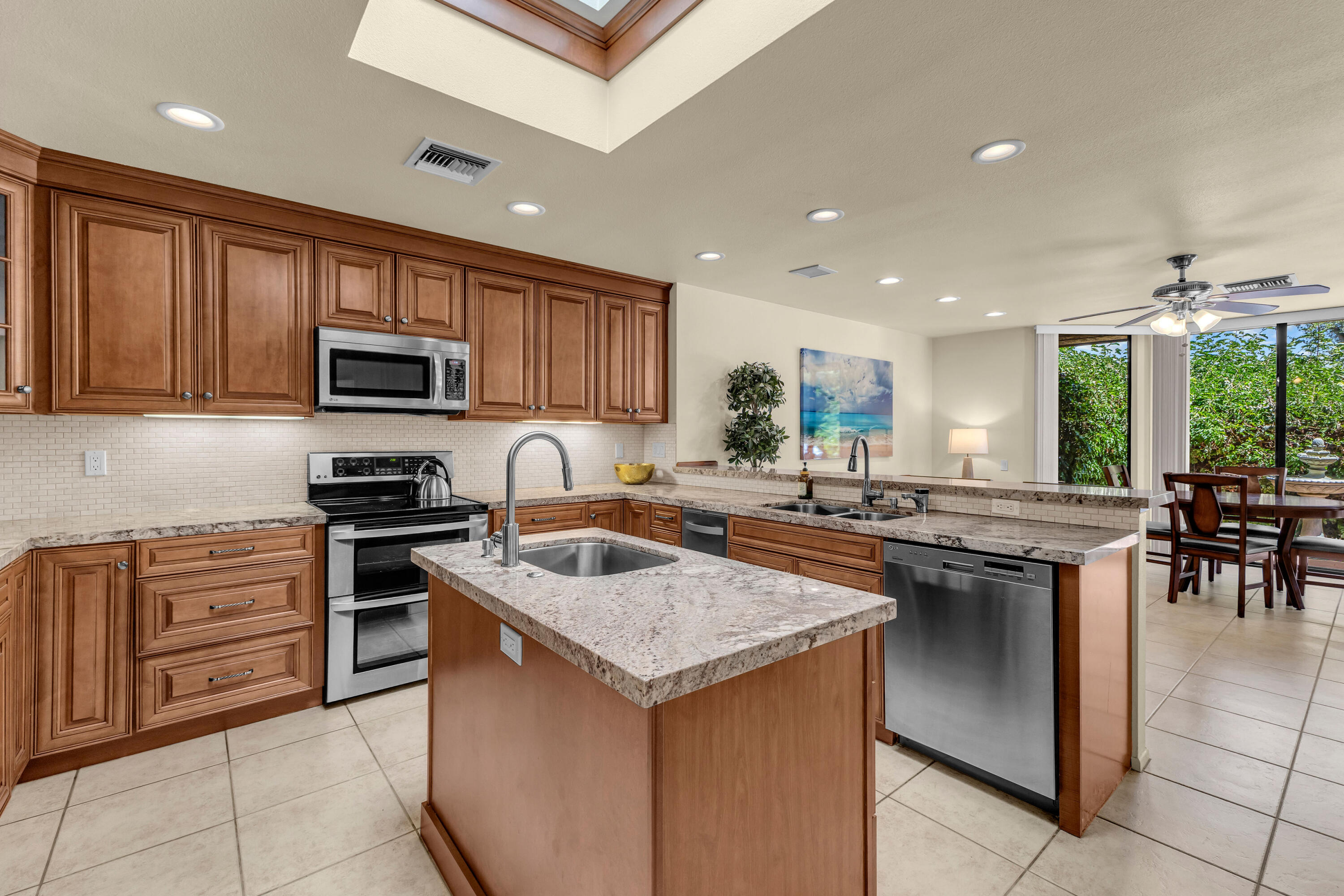 6 Stanford Drive Rancho Mirage, CA 92270 - Photo 27 of 67 IMG_2914