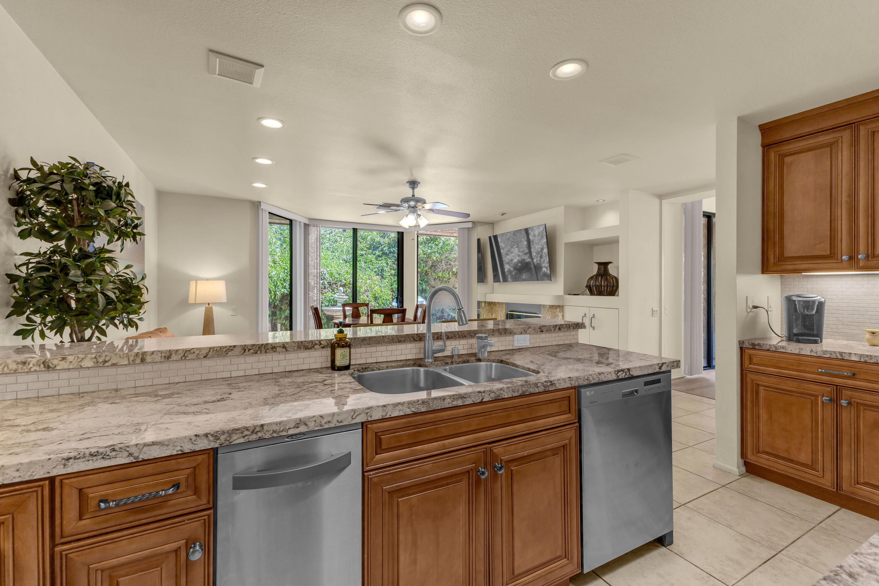 6 Stanford Drive Rancho Mirage, CA 92270 - Photo 31 of 67 IMG_2941
