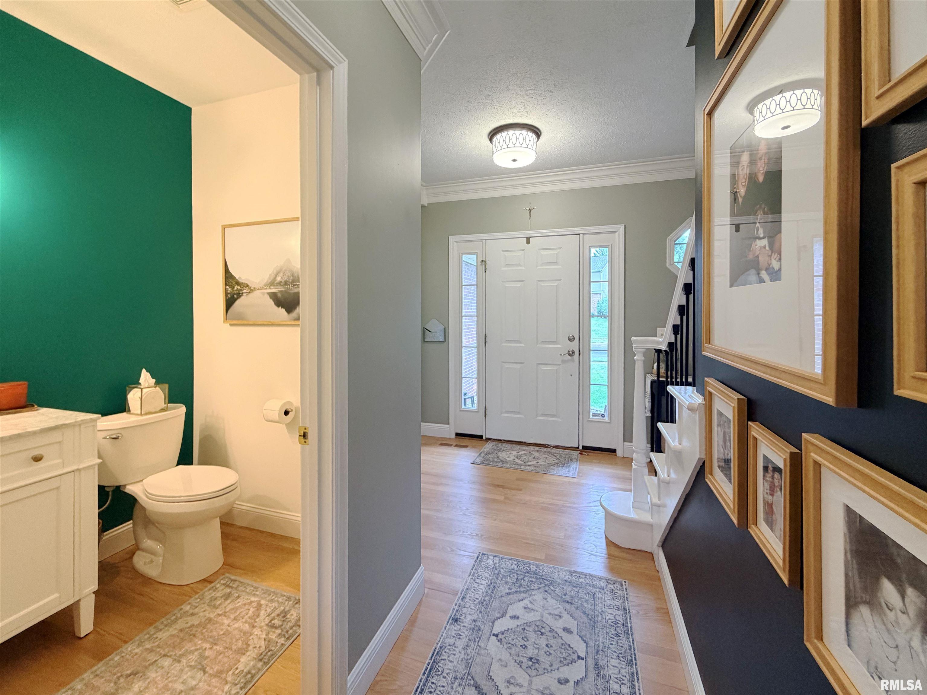 5209 North Rothmere Drive Peoria, IL 61615 - Photo 4 of 65 Gallery Image 4