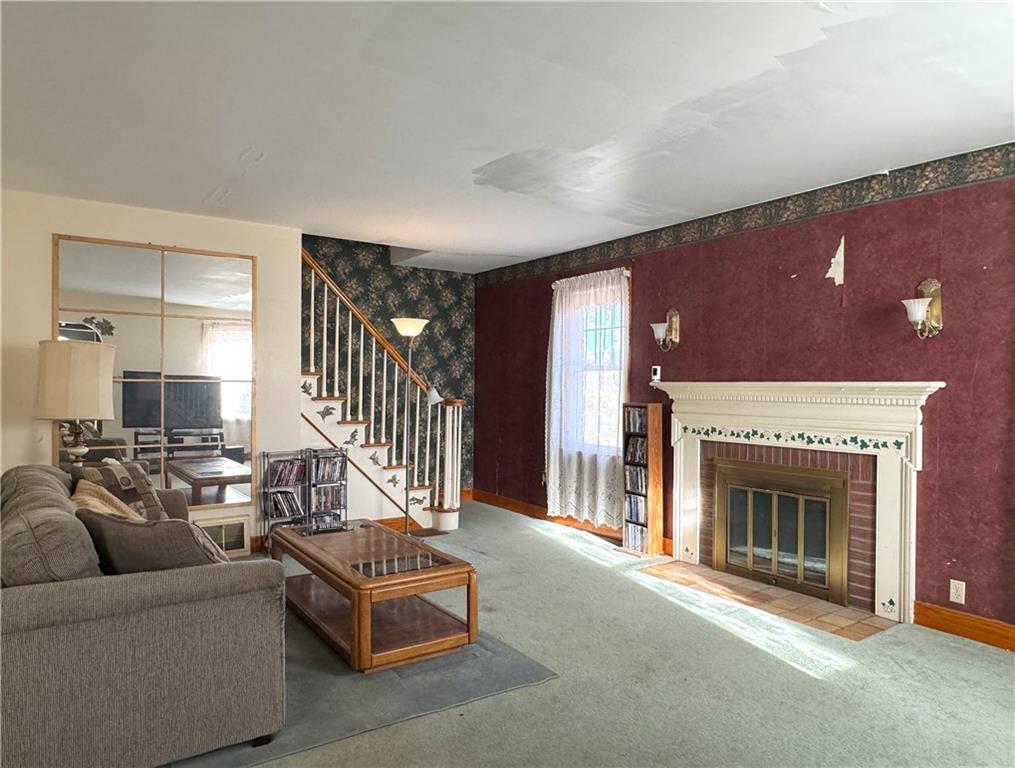 591 Virginia Avenue Ambridge, PA 15003 - Photo 4 of 26