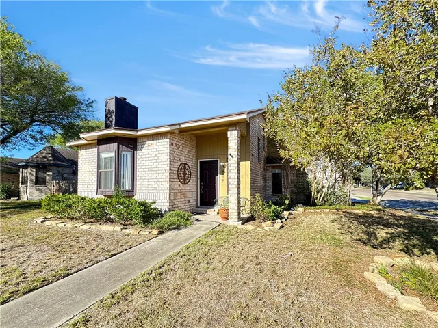 $2,000 | 4250 Snowbird Drive, Corpus Christi, TX 78413
