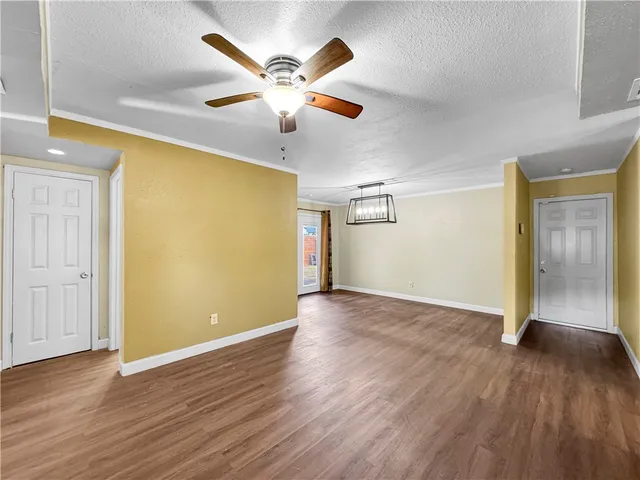 $2,000 | 4250 Snowbird Drive, Corpus Christi, TX 78413