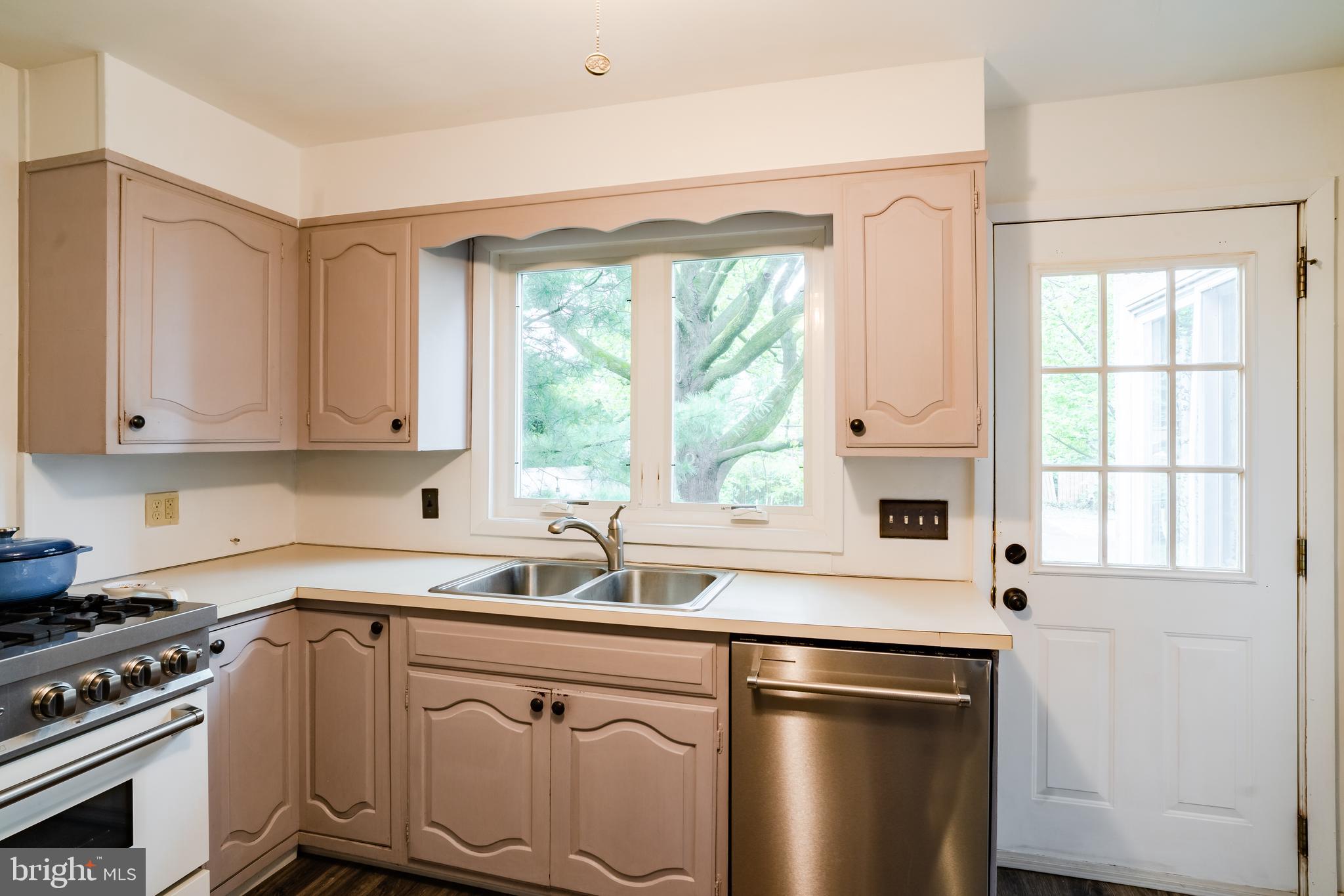 2268 Cross Road Glenside, PA 19038 - Photo 11 of 30 Gallery Image 11