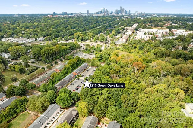 $250,000 | 1215 Green Oaks Lane, Unit H, Charlotte, NC 28205