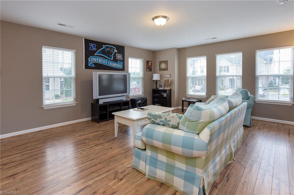 474 Ridgebrooke Drive High Point, NC 27265 - Photo 5 of 23 Gallery Image 5
