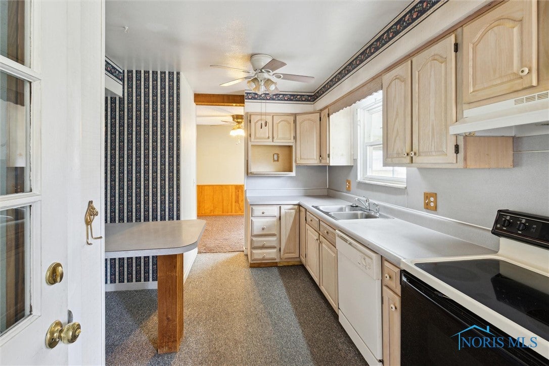 1772 East Benwick Road Toledo, OH 43613 - Photo 13 of 33 Gallery Image 13