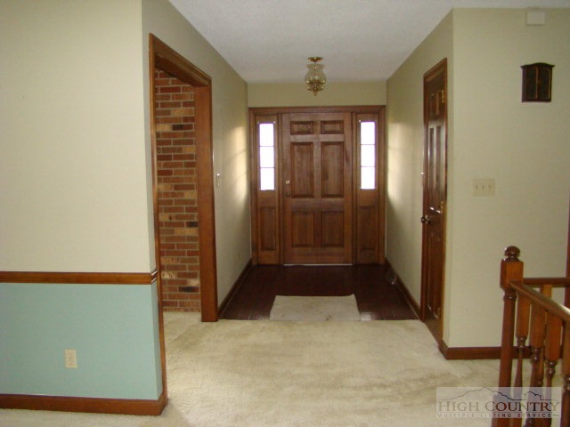 164 New Way Road Boone, NC 28607 - Photo 4 of 17 a view of gallery with windows