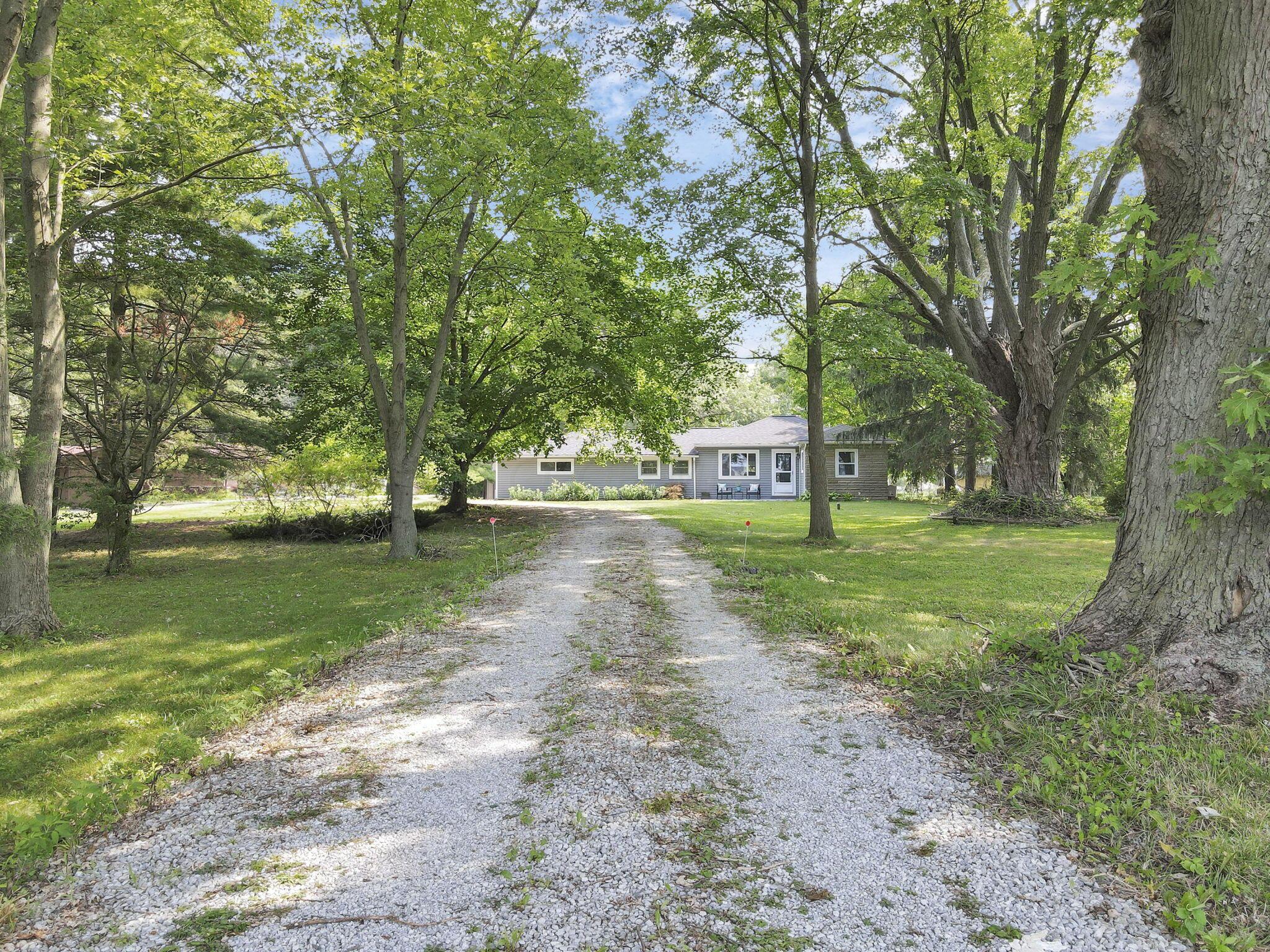930 Hibbs Road Grove City, OH 43123 - Photo 45 of 45 hibbs driveway