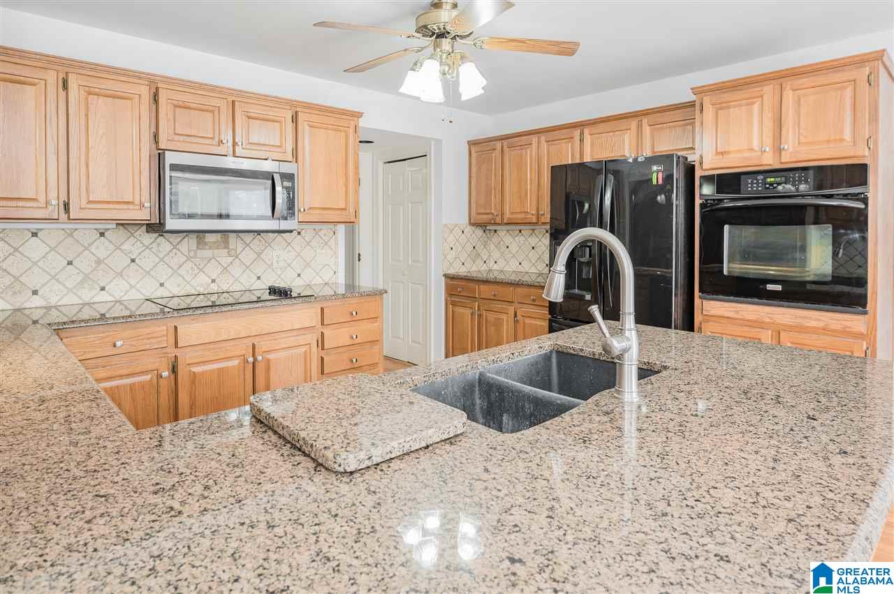 7200 Cliff Circle Dora, AL 35062 - Photo 12 of 49