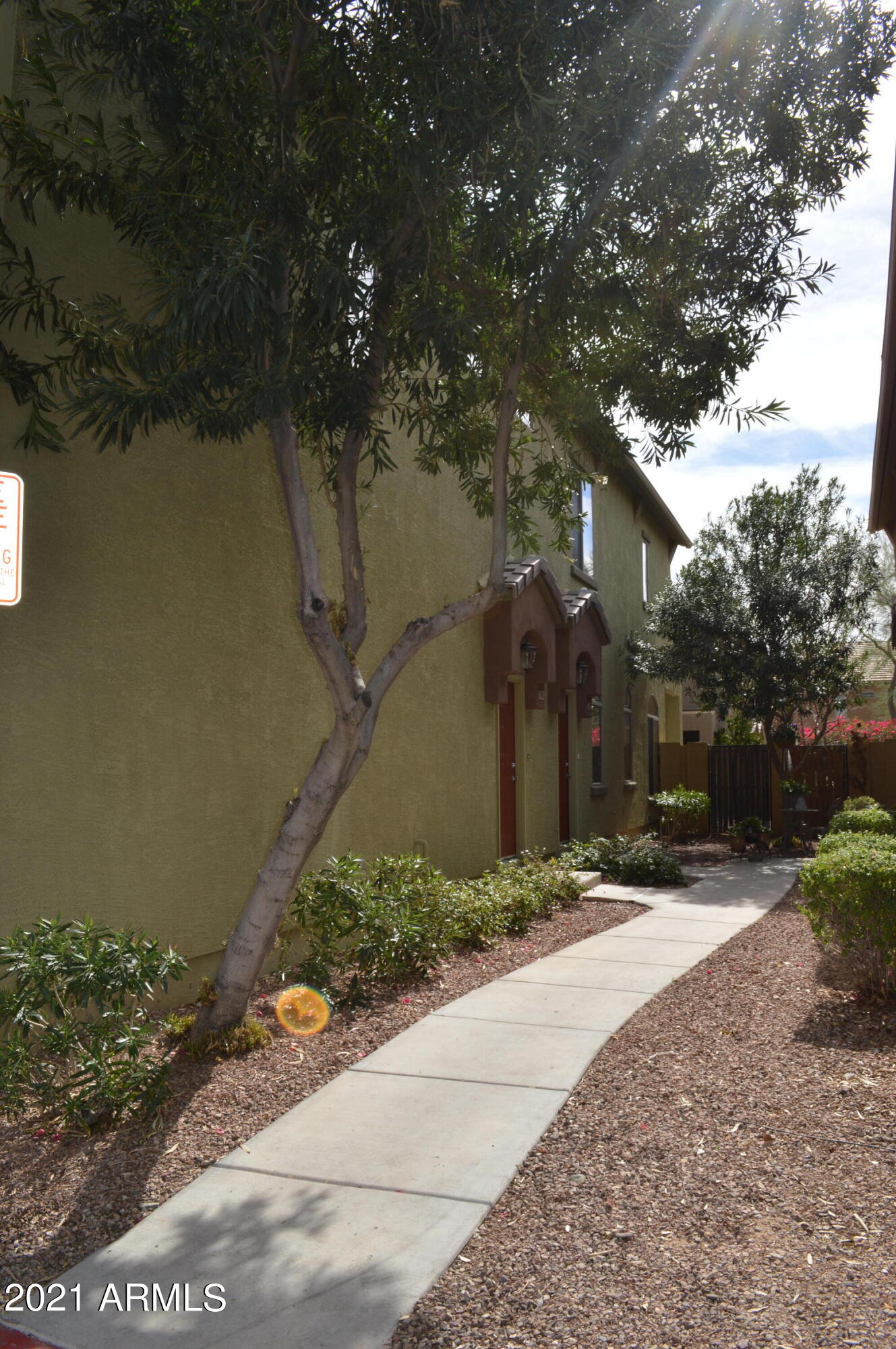 2150 East Bell Road, Unit 1103 Phoenix, AZ 85022 - Photo 23 of 23 DSC_0104
