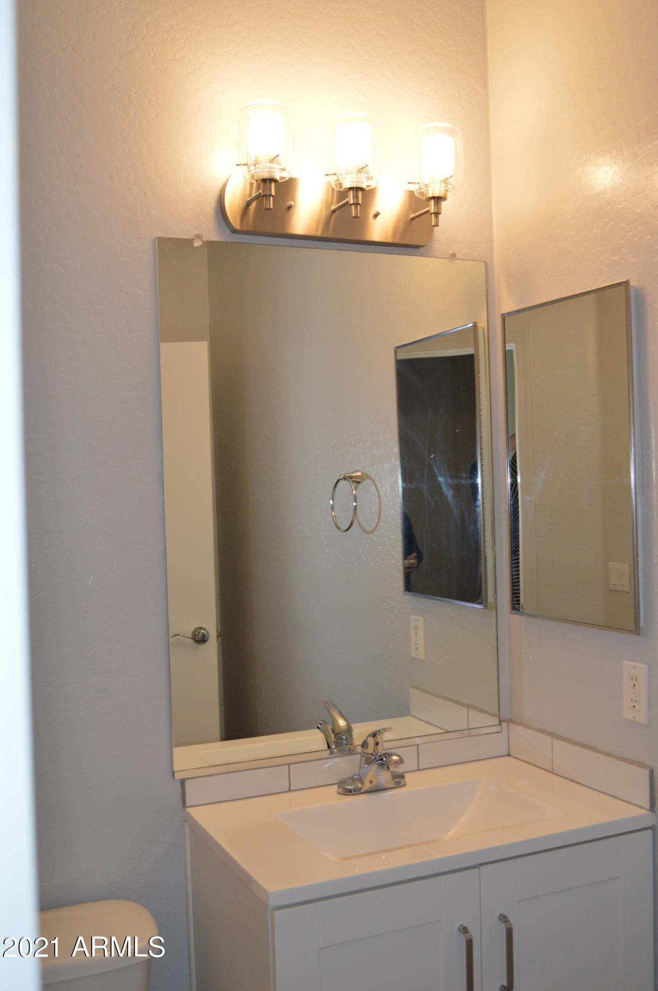 2150 East Bell Road, Unit 1103 Phoenix, AZ 85022 - Photo 8 of 23 DSC_0071