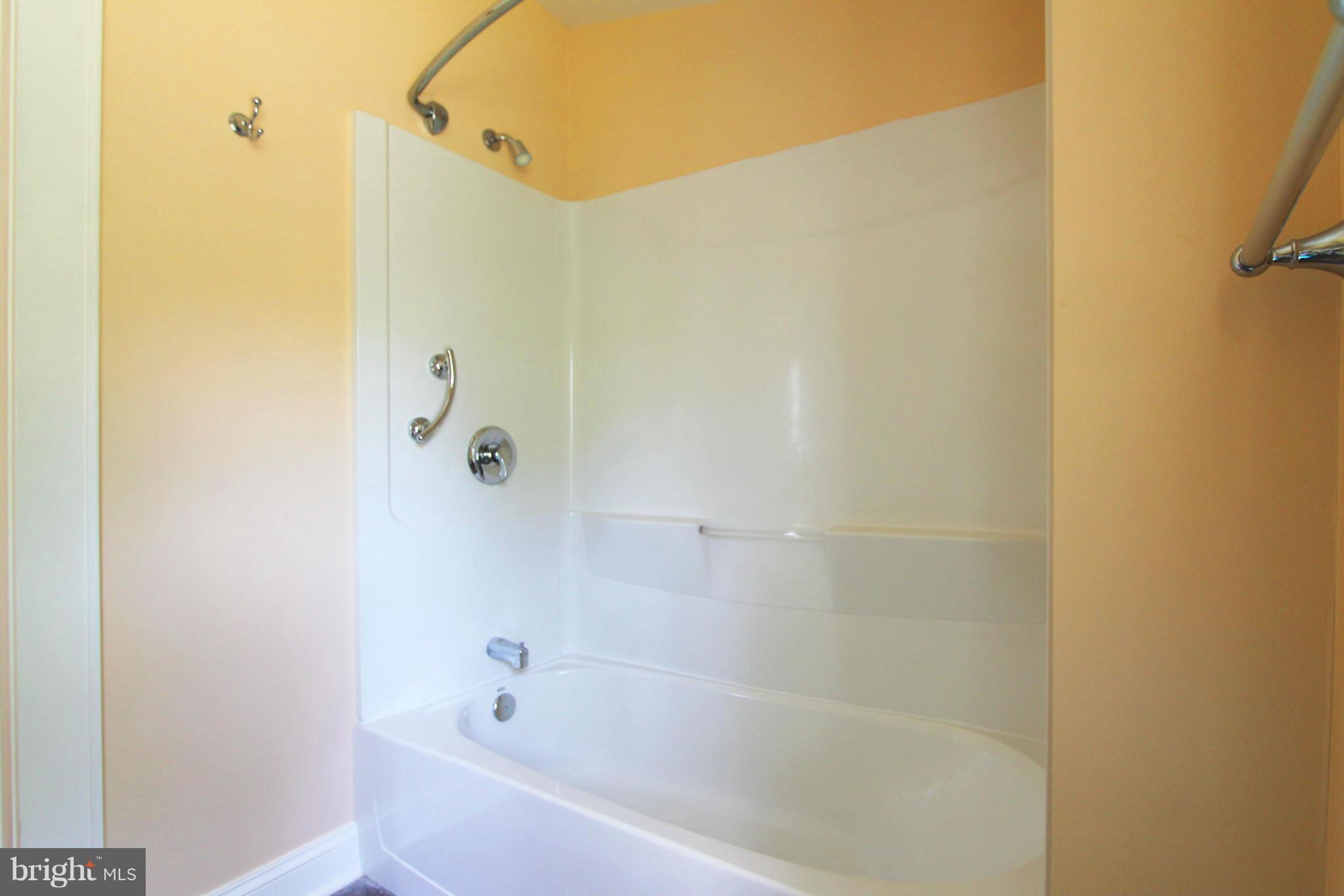 0 East Ridge Street Harpers Ferry, WV 25425 - Photo 19 of 22 Upstairs Bath